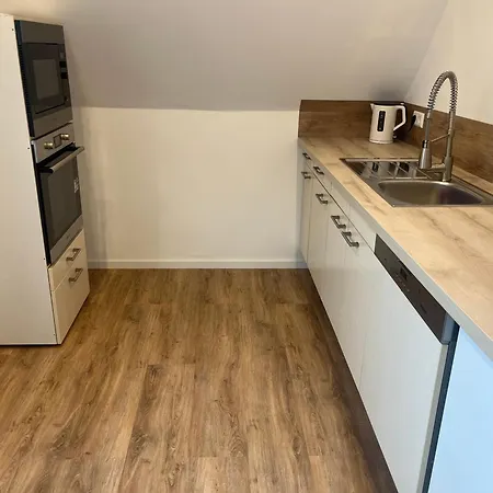 ゲストハウス Hannover-misburg *